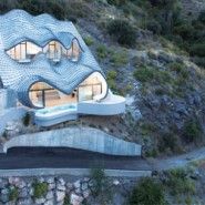 La vivienda del Acantilado, una de las más impactantes de España en la costa de Granada